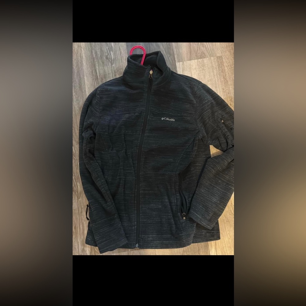 Columbia jacket hardly worn